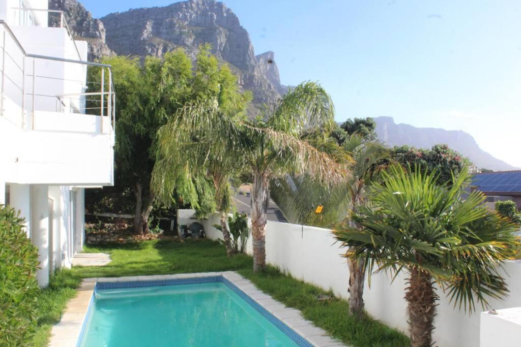 Cozy Camps Bay House With Mountain And Sea View Villa Cape Town Eksteriør bilde
