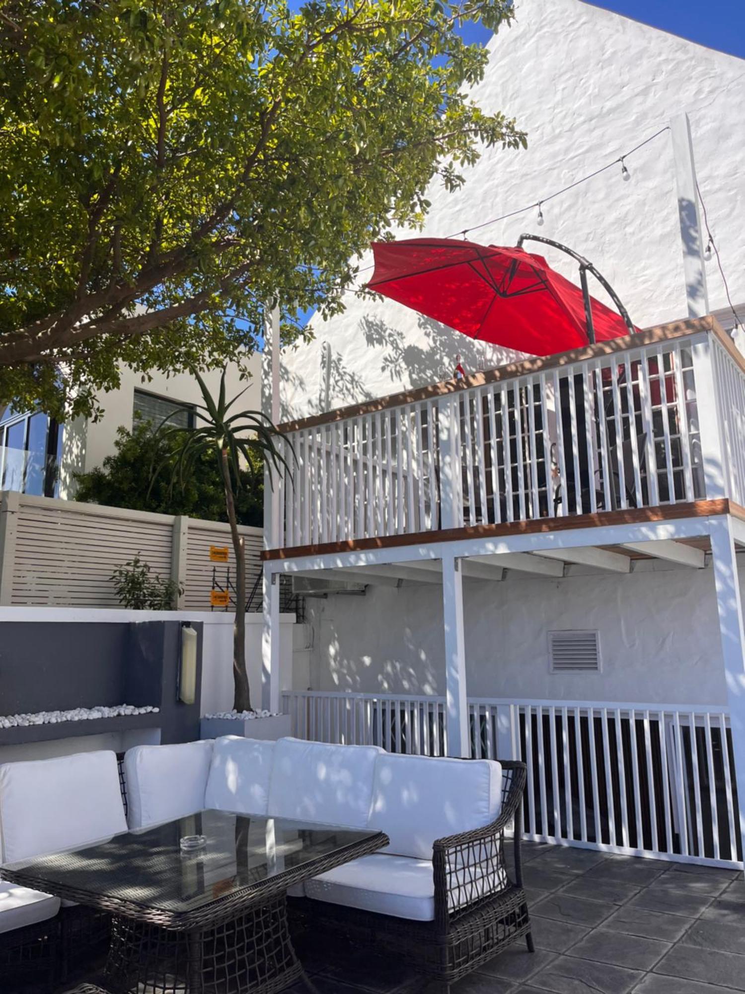 Cozy Camps Bay House With Mountain And Sea View Villa Cape Town Eksteriør bilde